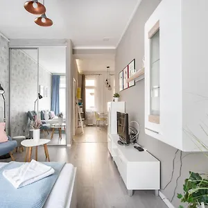 Apartment Bpr Chic Gem In The Heart Of The, Budapest