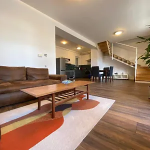 Apartment 2 Bedroom 107 M2 Loft With Balcony, Budapest