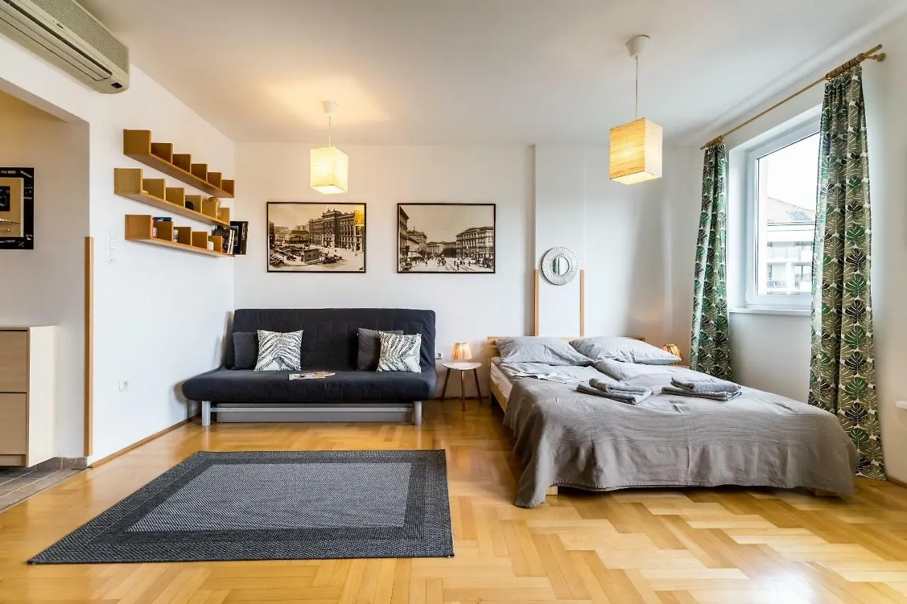 Bpr Hello Hollo Apartment Budapest